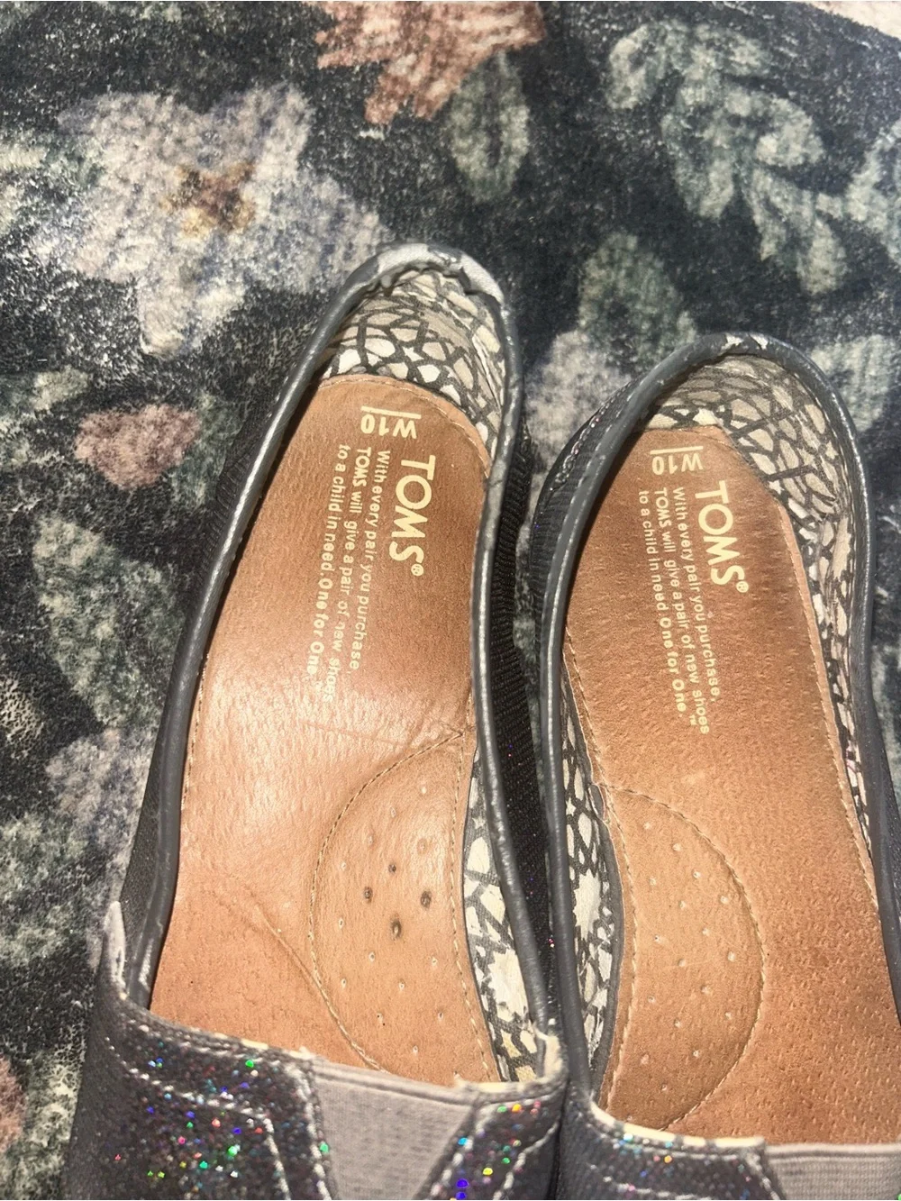 TOMS Kids Glitter Slip-On Moccasins in Iridescent Black